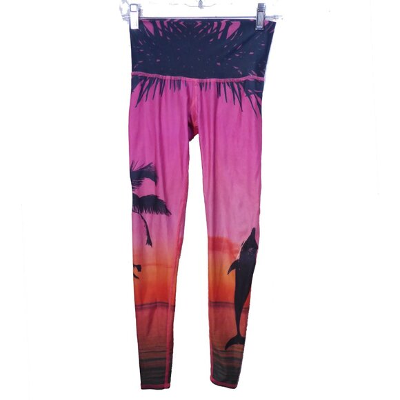 Teeki Love the Adventure Hot Yoga Sunset Pink Palm Print Leggings, size X-Small - Picture 6 of 6
